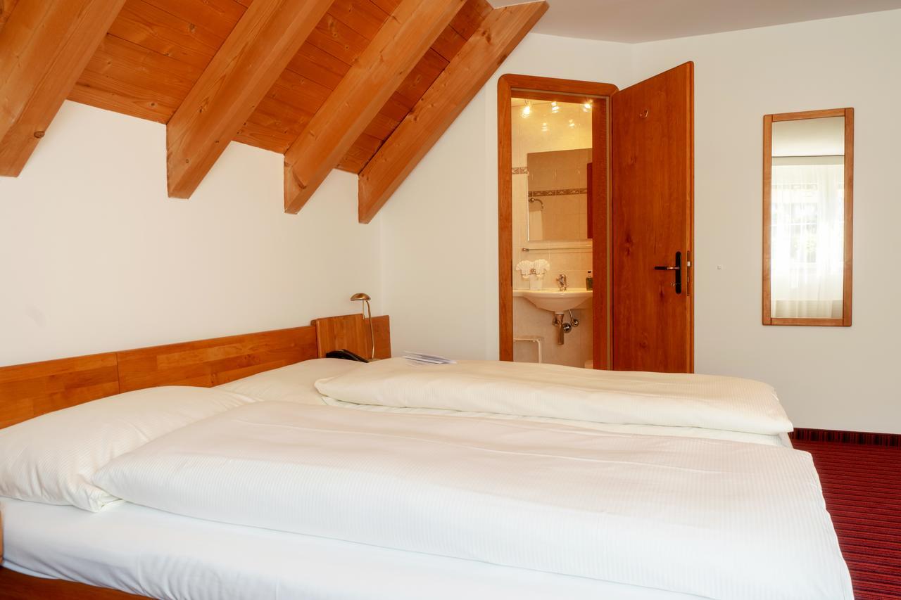 Typically Swiss Hotel Altana Scuol Exterior photo